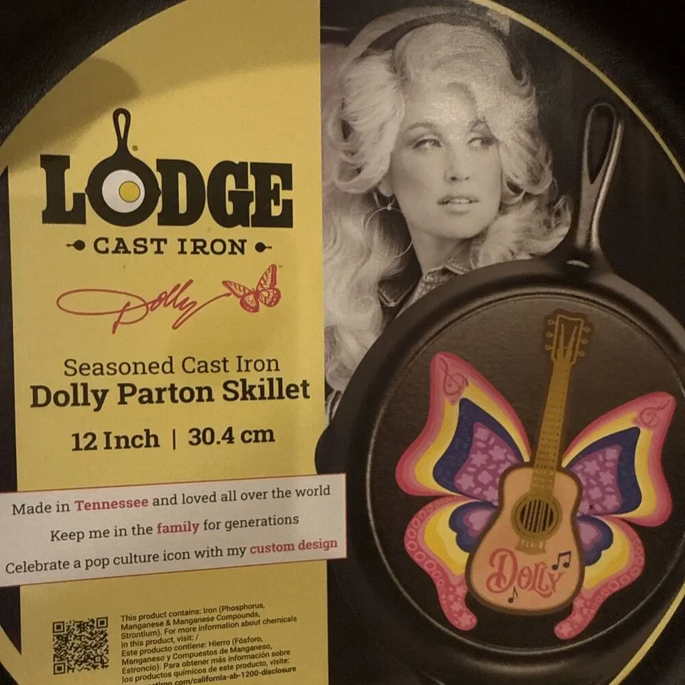 🦋 LODGE~DOLLY PARTON~CAST IRON SKILLET PAN 10.25